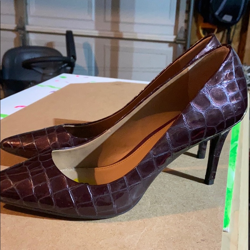 Burgundy pumps